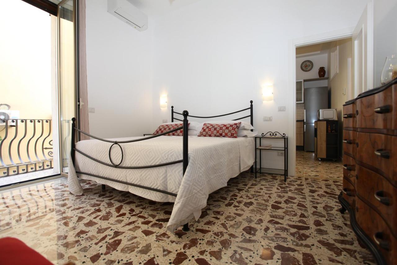 Casa Rosa Lejlighed Taormina Eksteriør billede